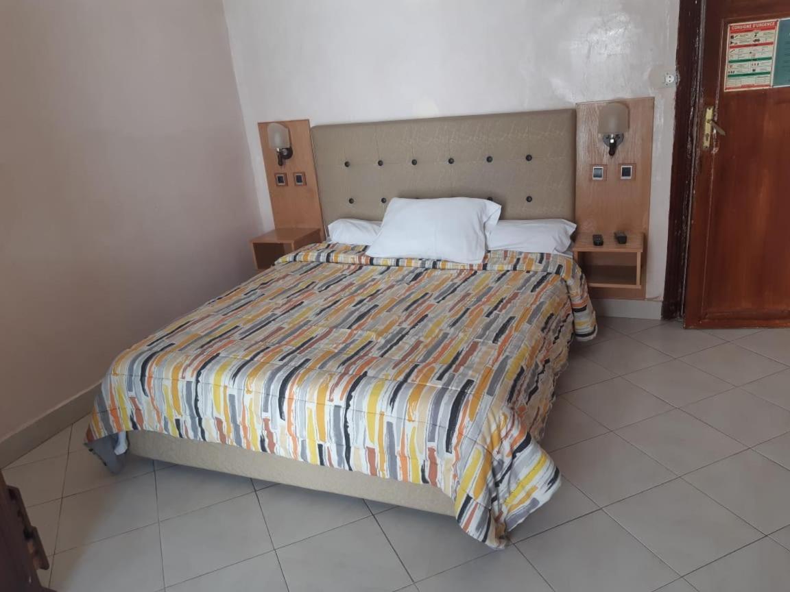 Hotel Velleda Rabat Exteriör bild